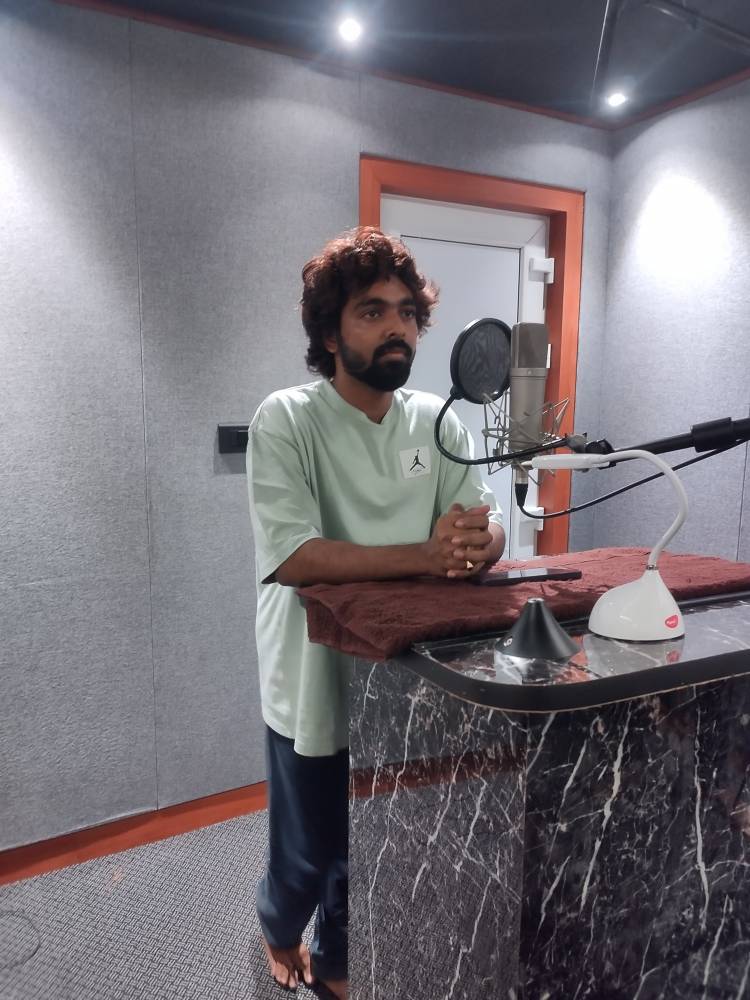நடிகர் ஜிவி பிரகாஷ் நடிப்பில் உருவாகியுள்ள '13' படத்திற்கு இன்று (4.5.2024) 13:13 மணியளவில் டப்பிங் பேசி தொடங்கிவைத்தார்!