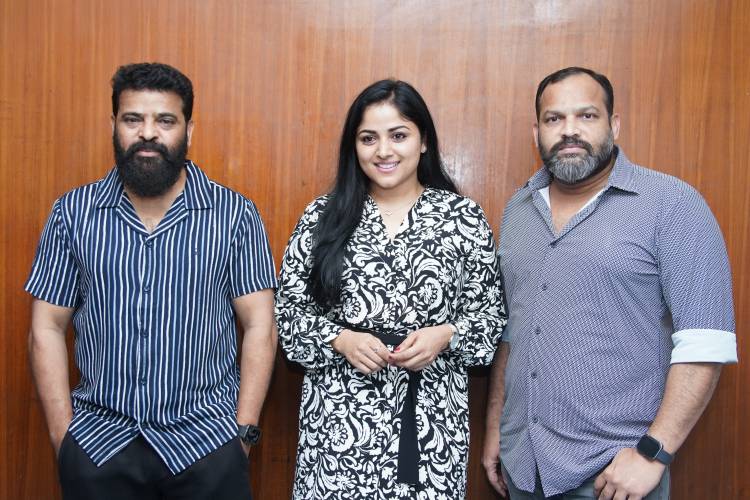 உயிர் தமிழுக்கு முன் வெளியீட்டு நிகழ்வும்... பத்திரிகையாளர் சந்திப்பும்...