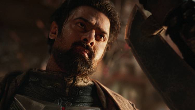 கல்கி 2898 கி.பி க்ரோனிக்கிள்ஸ் வீடியோ வெளியாகியுள்ளது - இந்தியாவின் மிகப்பெரிய சூப்பர் ஸ்டார்களை ஒன்றாக கண்டுகளியுங்கள் !!