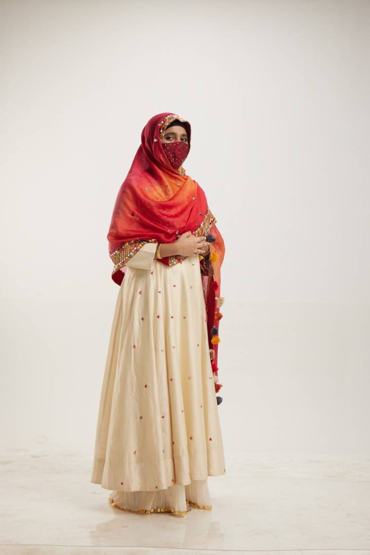 இசையமைப்பாளர் கதிஜா ரஹ்மானின்  அறிமுகப்படமான 'மின்மினி'யில் தனது மாயாஜால இசை மூலம் அனைவரது பாராட்டுகளையும் பெற்றிருக்கிறார்!