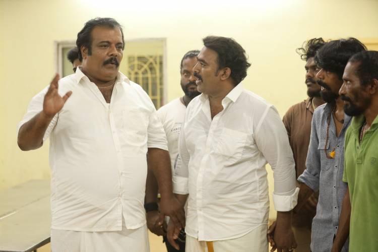 நகைச்சுவை பட்டாளத்தின் இளமை துள்ளும் நகைச்சுவை படம் " கா க் கா "