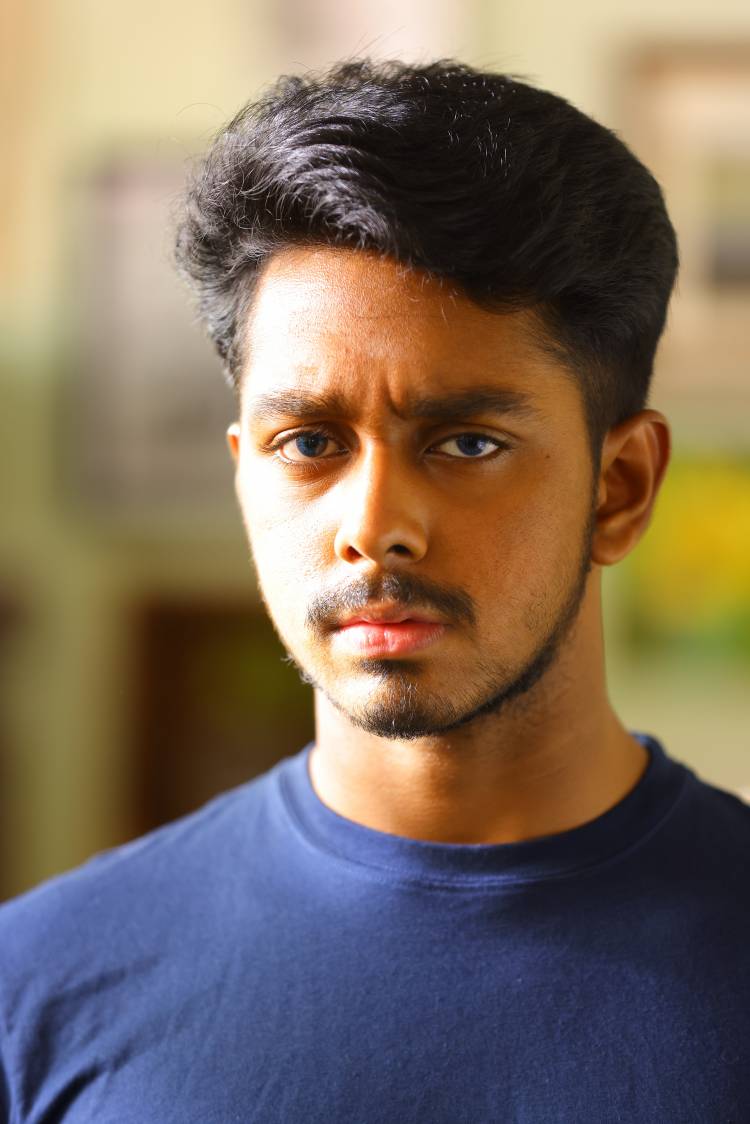 நடிகர் விஜய் ஆண்டனி நடிப்பில் உருவாகி இருக்கும் தீவிர மிஸ்ட்ரி க்ரைம் த்ரில்லர் 'ககன மார்கன்' படத்தின் மூன்றாவது பார்வை வெளியாகியுள்ளது!