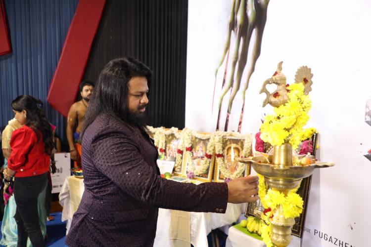 வீ.ஆர். சினி கிரியேஷன்ஸ் சார்பில் டாக்டர் அருண் பிரசாத் அவர்களின் முதல் தயாரிப்பில்  விரைவில் படப்பிடிப்பு தொடங்க விருக்கும் சைன்ஸ் ஃபிக்ஷன் திரில்லர் திரைப்படம் தீ ஸ்டிங்கர் .