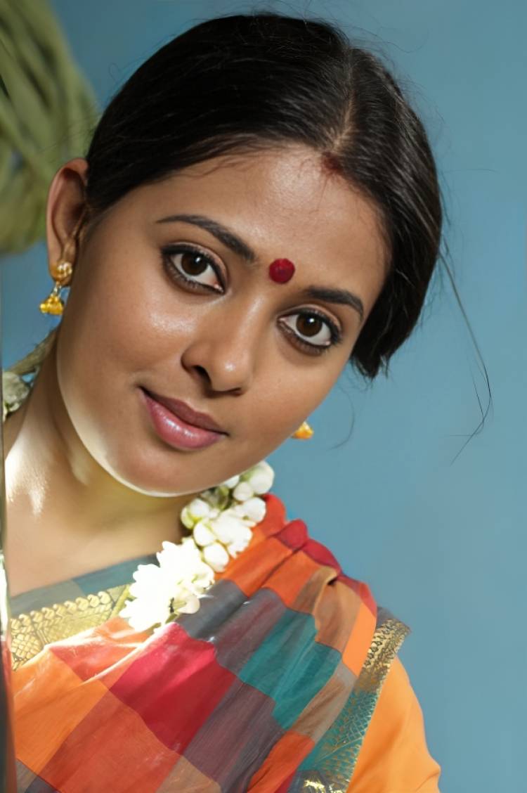 விவசாயத்தின் பெருமையை, தமிழனின் பண்பாடான உறவுகளின் ஆழத்தையும் அர்த்தத்தையும் பேசும் அருமையான படம் “பூர்வீகம்” !!