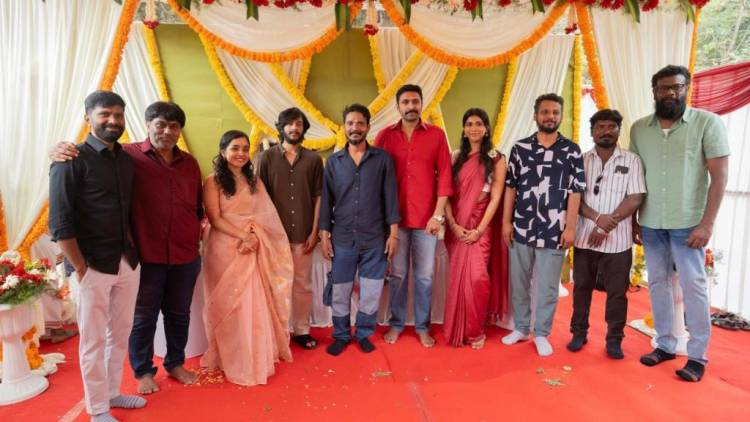 செவன் ஸ்கிரீன் ஸ்டுடியோ எஸ்.எஸ்.லலித் குமார் வழங்கும் விக்ரம் பிரபு, எல்.கே. அக்‌ஷய் குமார் நடிக்கும் புதிய படம்!