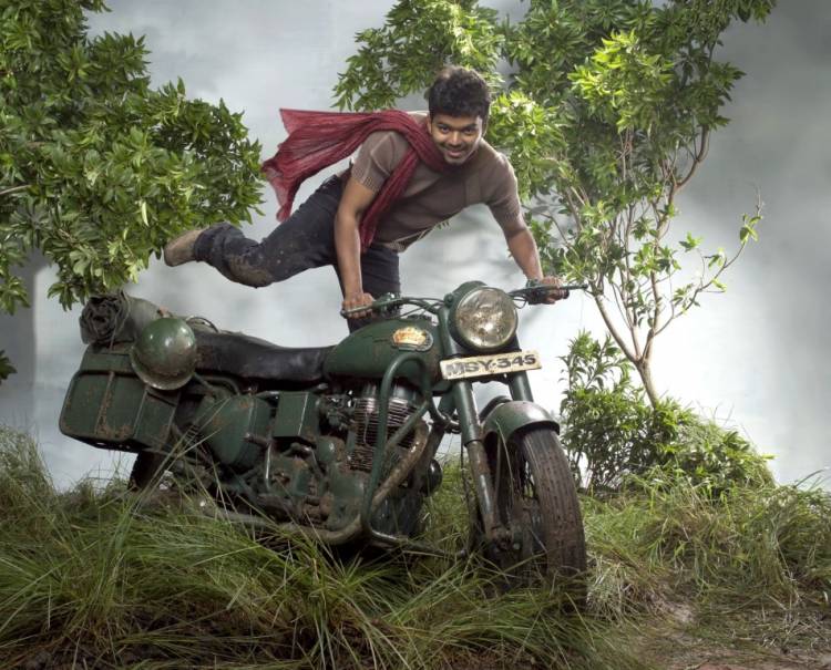20 - ஆண்டுகளுக்குப் பிறகு வெளியாகி  ரசிகர்கள் கொண்டாட்டத்தில் 'சச்சின்'!