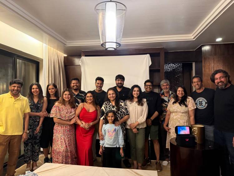 கோவாவில் ஒன்று கூடிய சினிமா நட்சத்திரங்கள். மகிழ்ச்சியான கொண்டாட்டம்!