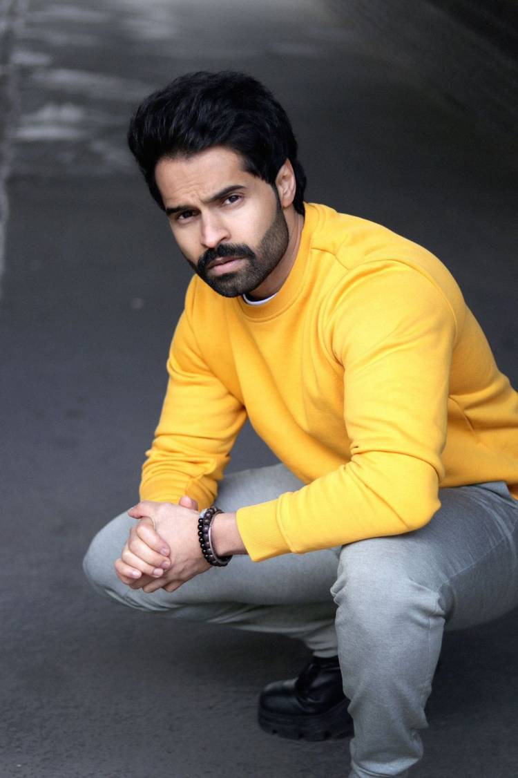 ஜெர்மனியில் குடியேறிய தமிழ் வம்சாவளி பிரசாத் லோகேஸ்வரன் அறிமுகமாகும் புதிய படம்