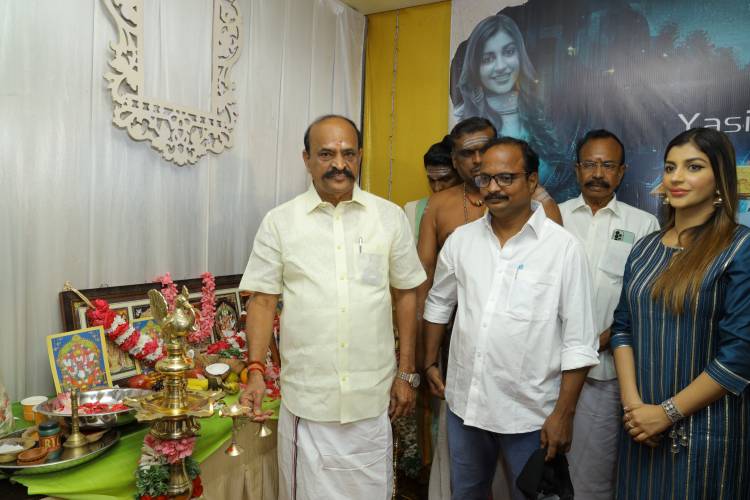 "யாஷிகா ஆனந்த்" நடிக்கும் “டாஸ்” திரைப்படம் பூஜையுடன் இனிதே துவங்கியது... 