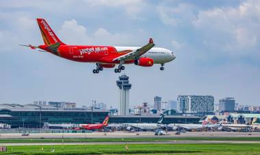 Vietjet gifts free SkyFi eSIMs to international passengers this festive season