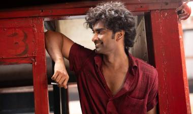 *“வரலாற்றின் ஒரு பகுதியில் இருந்து உருவான ‘பராசக்தி’ எல்லோருக்கும் ஸ்பெஷல் படமாக இருக்கும்” – நடிகர் அதர்வா முரளி!*-"Parasakthi is a piece of history and will be a special film for all” - Atharvaa Murali