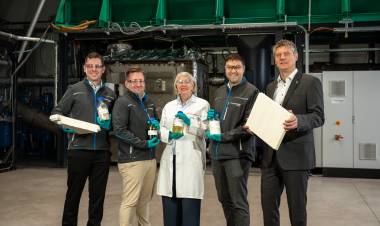 Covestro Press Release_Covestro and Fraunhofer UMSICHT sign contract for groundbreaking smart pyrolysis recycling pilot plant
