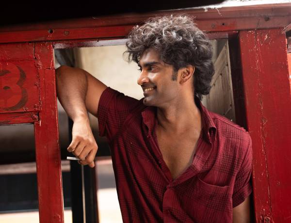 *“வரலாற்றின் ஒரு பகுதியில் இருந்து உருவான ‘பராசக்தி’ எல்லோருக்கும் ஸ்பெஷல் படமாக இருக்கும்” – நடிகர் அதர்வா முரளி!*-"Parasakthi is a piece of history and will be a special film for all” - Atharvaa Murali