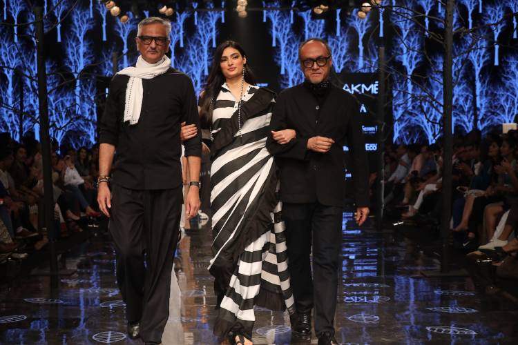 DAY TWO AT LAKMÉ FASHION WEEK WINTER/FESTIVE 2019 ENDED WITH THE SPECTACULAR LAUNCH OF LENZING™ ECOVEROTM BY ACE DESIGNERS ABRAHAM & THAKORE