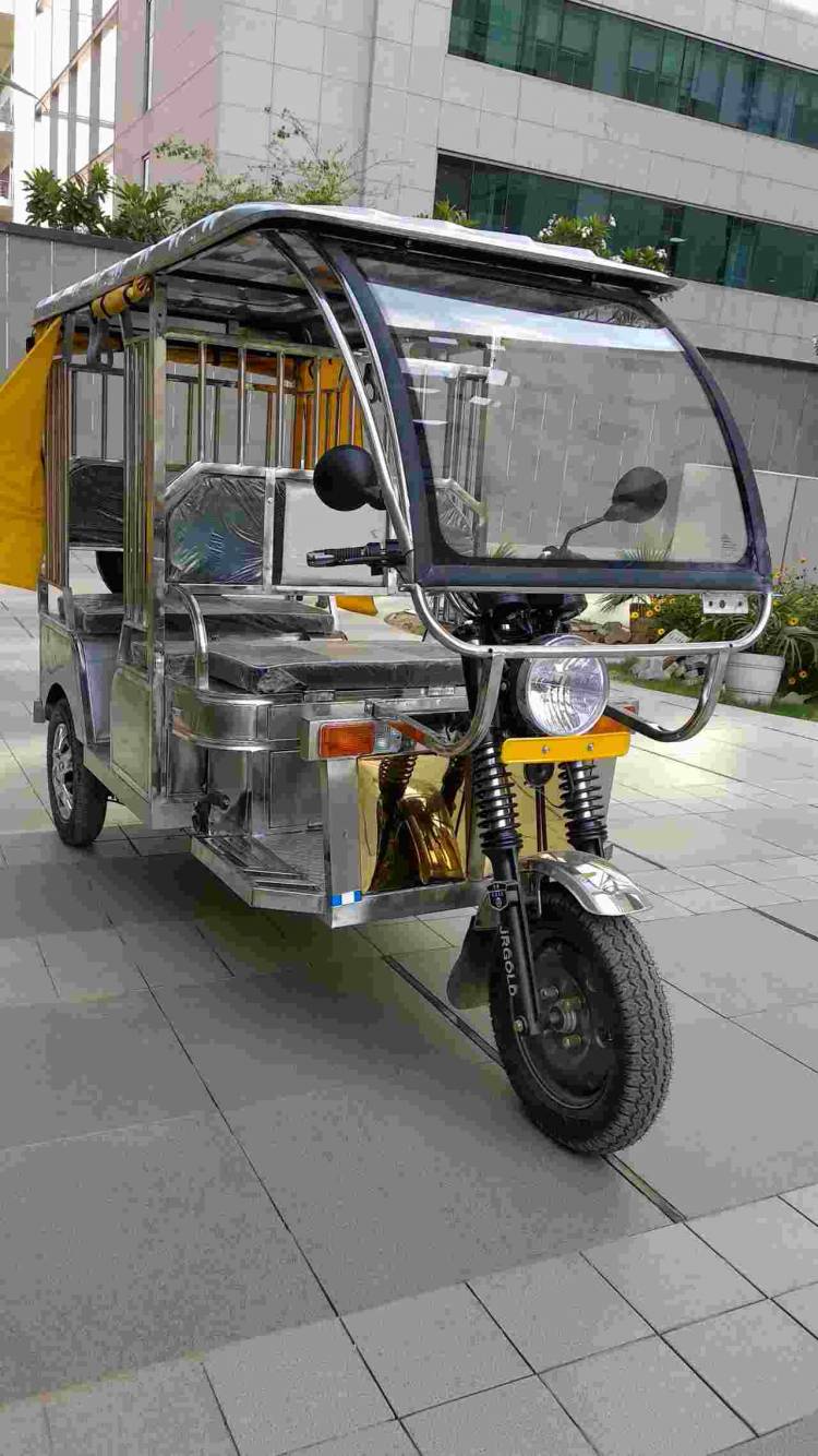 Stainless steel E-rickshaw launched at 10th EV Expo