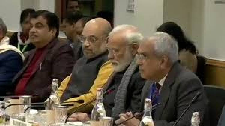 PM Modi meets top economists ahead of Union Budget