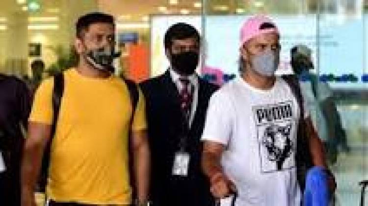 Dhoni, other CSK players arrive in Chennai for camp ahead of IPL