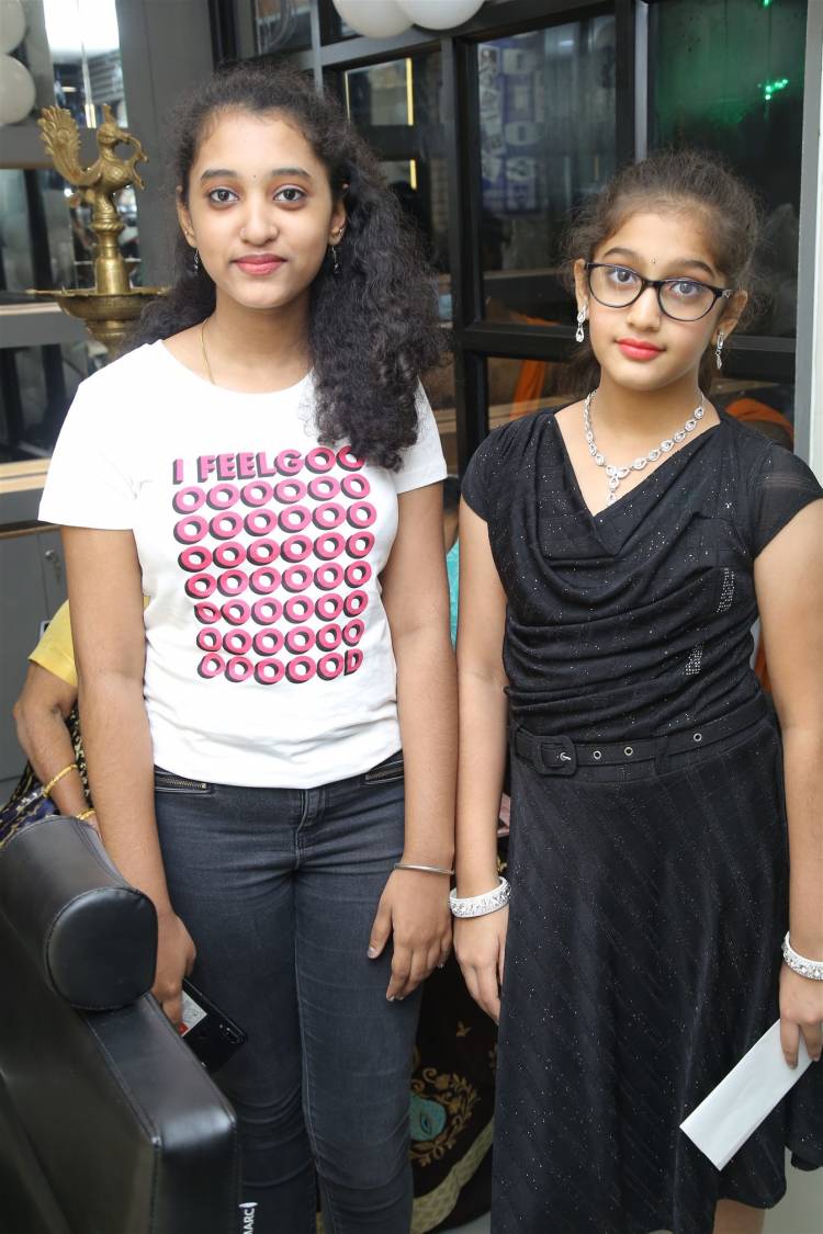 Cheap & Best Affordable Mens Salon 25th new outlet at Madipakkam