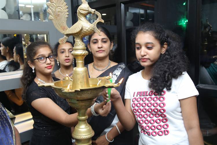 Cheap & Best Affordable Mens Salon 25th new outlet at Madipakkam