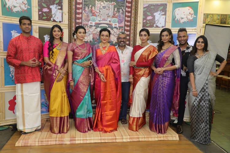 SAREE STYLING WORKSHOP AT ‘SUNDARI SILKS’ DELVES INTO TIMELESS SAREES WITH A NOVEL TOUCH