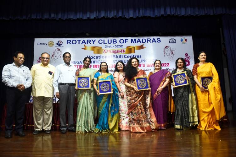 ROTARY CLUB OF MADRAS PRESENTS AZHAGU IV - A MEGA CERTIFICATE DISTRIBUTION FUNCTION FOR WOMEN EMPOWERMENT AT MYLAPORE, CHENNAI