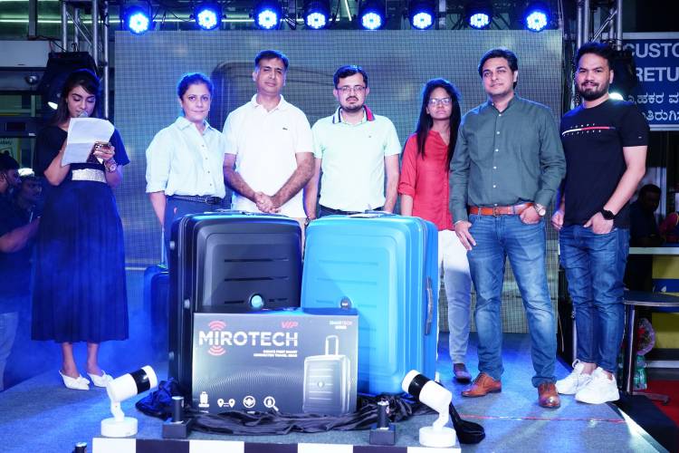 MIROTECH - India’s 1st smart connected travel gear from the house of VIP Industries launched at Metro Cash & Carry!
