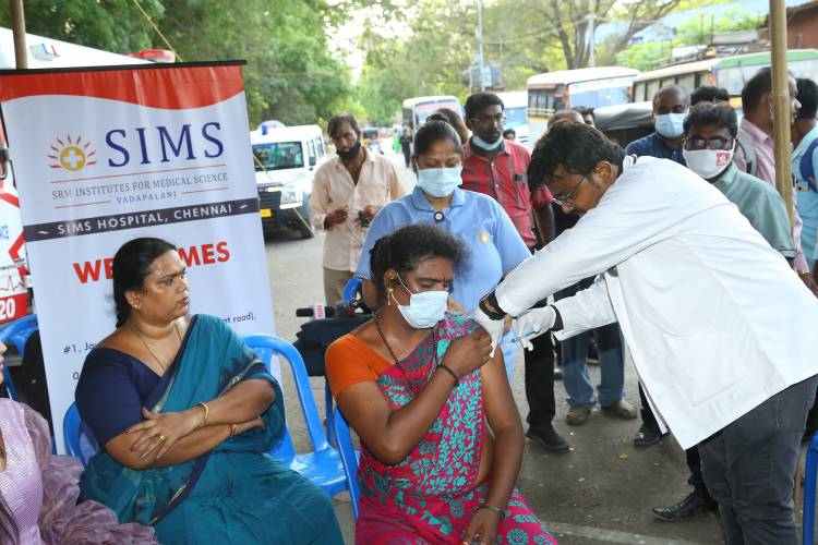 SIMS Hospital and Thozhi successfully kickstarts Free Hepatitis Vaccination Camp For Transgenders In The City