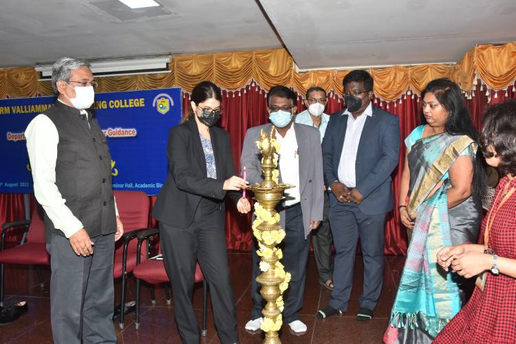 Reaping the Rewards of Hard work – A Report on the Placement Day celebrations at SRM VEC