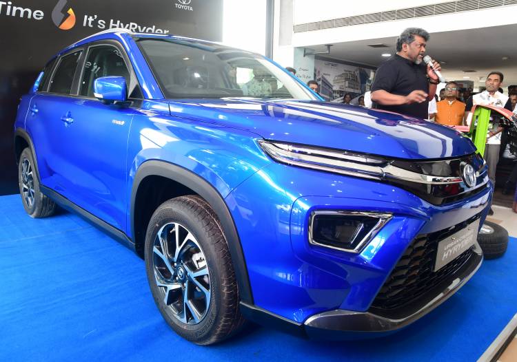 Lanson Brings Toyota’s Urban Cruiser Hyryder, the First and Only Self-charging Strong-Hybrid Electric B-SUV in India, to Chennai 