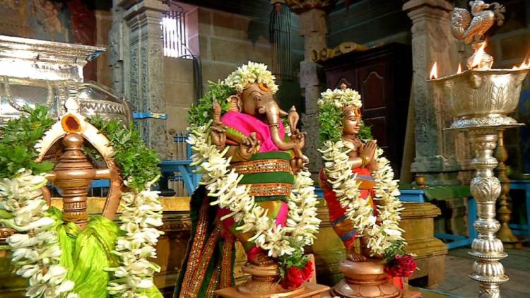 "இசையால் இணைவோம்"    “ஆலயங்கள் அற்புதங்கள்”