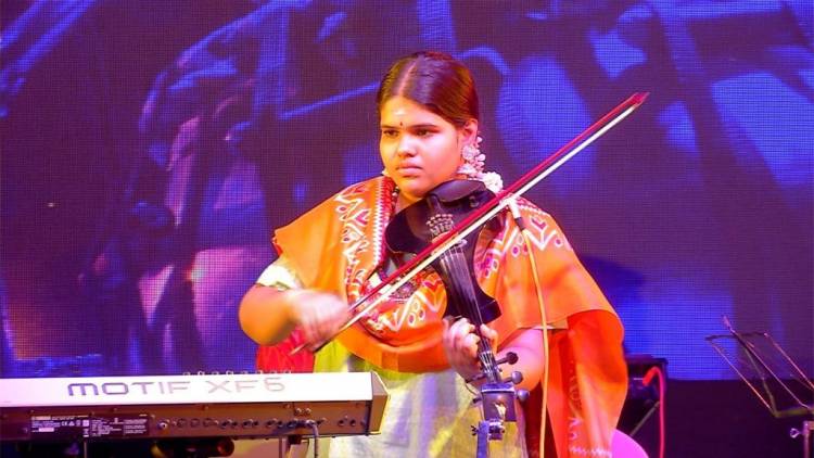 "இசையால் இணைவோம்"    “ஆலயங்கள் அற்புதங்கள்”