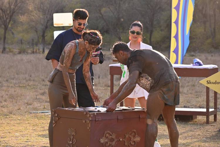 “Kyuki relationships mein sabse important cheez kya hota hai? Communication!” Sunny reveals the key to a successful relationship in the latest episodes of MTV Splitsvilla X5: ExSqueeze Me Please