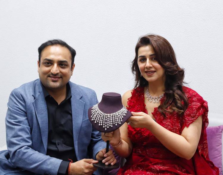 Limelight Diamonds Launch Their 23rd Exclusive Store in Chennai, Inaugurated by Actress Nikkii Galrani Pinisetty