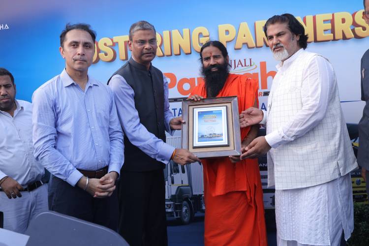 Ashok Leyland Secures Order for 250 State-of-the-art Trucks from M/s Patanjali Parivahan Private Ltd.