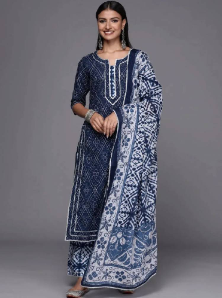 Desk to Dinner: Kurta Sets That Seamlessly Blend Work and Style