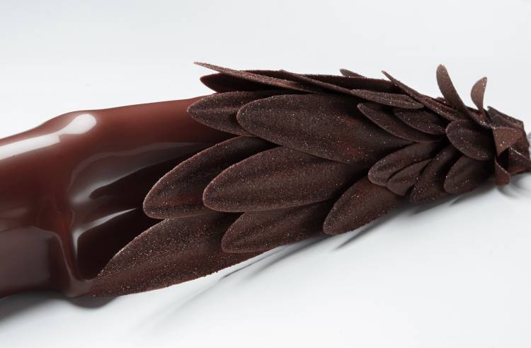 LE ROYAL MONCEAU – RAFFLES PARIS CELEBRATES FESTIVE SEASON WITH DECADENT REATIONS 