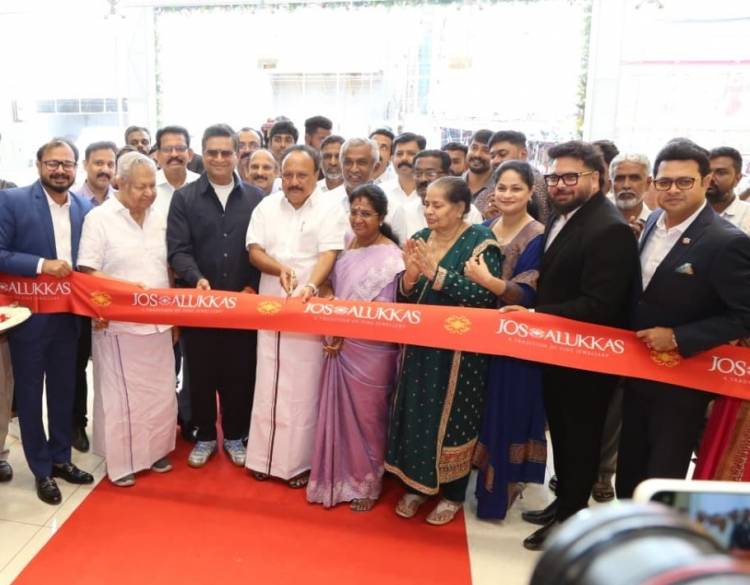 ACTOR MADHAVAN LAUNCHES THE TAMIL EDITION OF ‘GOLD’ THE AUTOBIOGRAPHY BOOK OF JOS ALUKKAS