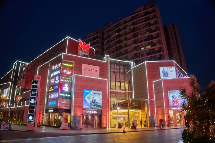 PHOENIX MARKETCITY CHENNAI TURN UP THE FESTIVE CHEER  WITH SALE UP TO 60%