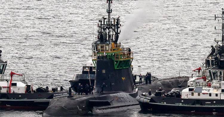 ஈரானுக்கு மிக அருகில் நீர்மூழ்கி போர் கப்பலை நிலைநிறுத்திய பிரிட்டன்!