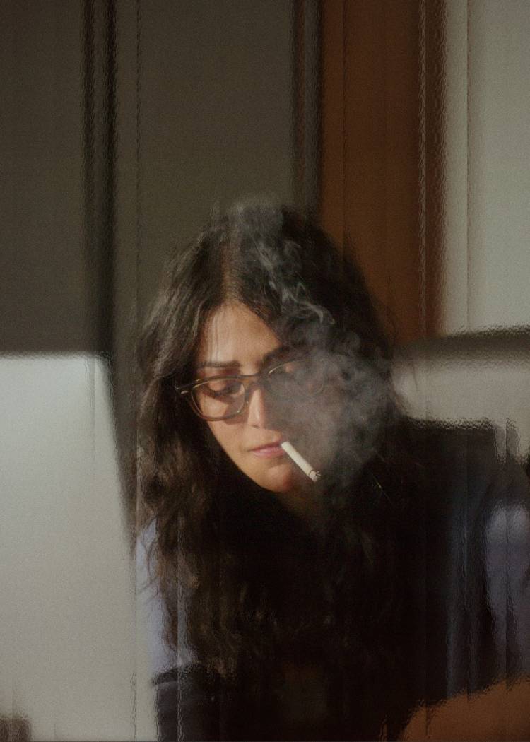 “ஆகாசம்லோ ஒக தாரா” (Aakasamlo Oka Tara) படத்திலிருந்து ஸ்ருதிஹாசன் கதாப்பாத்திரத்தின் ஃபர்ஸ்ட் லுக் வெளியாகியுள்ளது !!