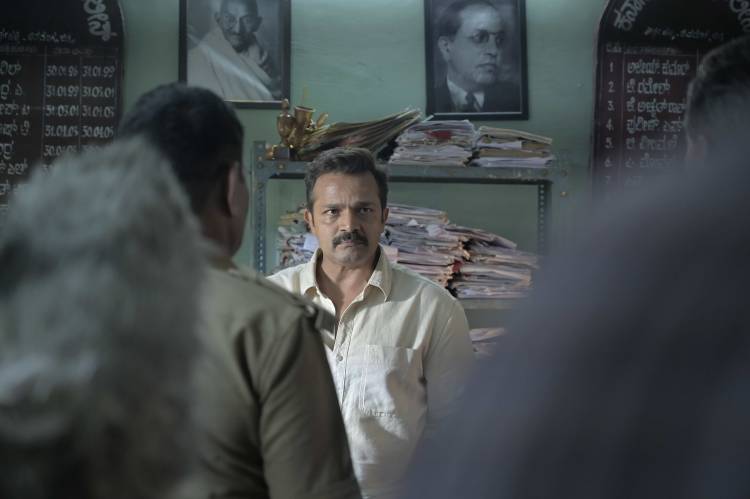 SECOND CASE OF SEETHARAM (Cast & Crew Details) HD PICS