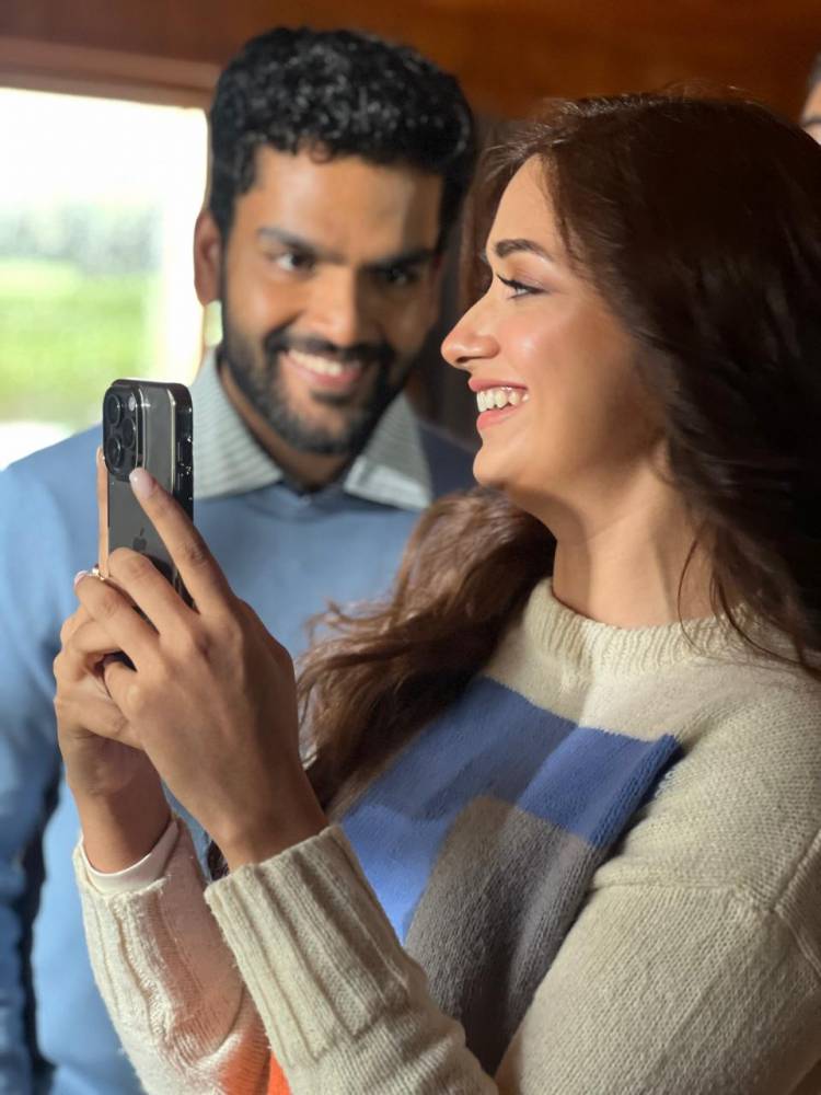 Kadhal Reset Repeat Cast and Crew