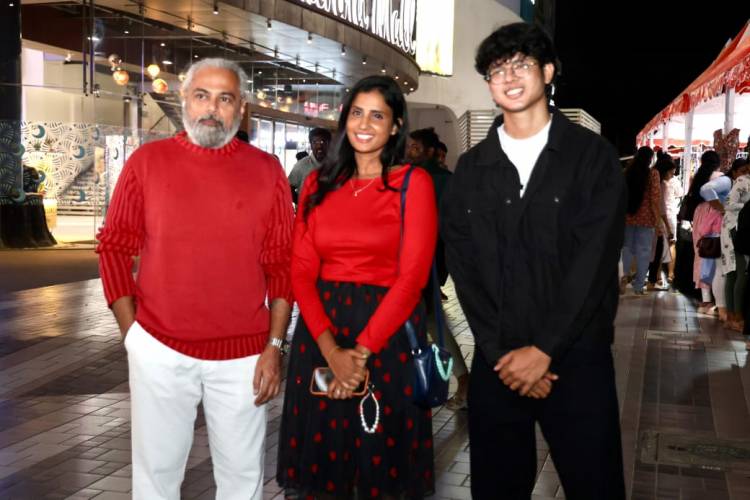 இன்ஸ்டா பிரபலங்கள் நடிக்கும் 'லவ் 3.0'