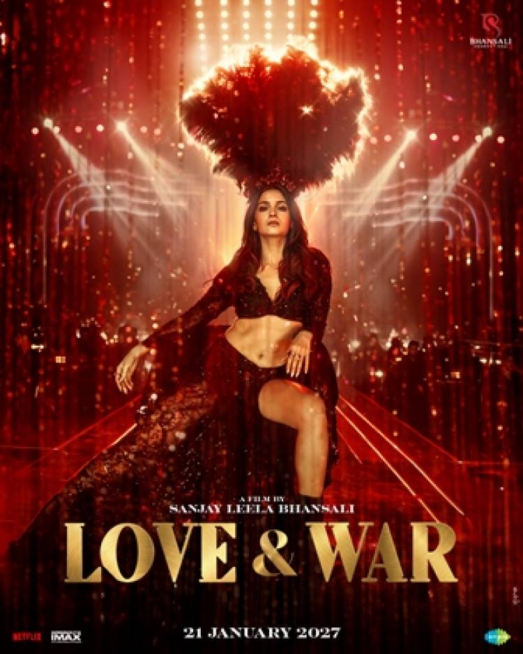 இதுவரை காணாத ஹாட் லுக்! ஆலியா பட்டின் ‘லவ் & வார்’ (Love & War) முதல் பார்வை போஸ்டர்கள் வைரல்!