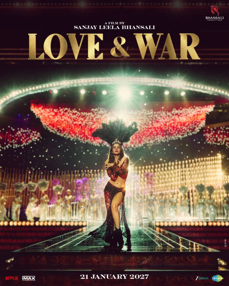 ஆலியா பட்டின் ‘லவ் & வார்’ (Love & War) முதல் பார்வை போஸ்டர்கள் வைரல்!
