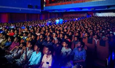 திரையரங்குகளில் 100% இருக்கைக்கு அனுமதி!