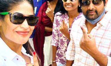 இயக்குனர் அகத்தியன், திரு, கனி, நிரஞ்சனி, விஜயலட்சுமி...