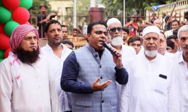 Maharashtra MLA Rais Shaikh Tweets a Request to the CMO to Vaccinate Families of Frontline Workers on Priority