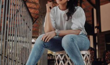 Actress @aishu_dil today contributed a sum of Rs 1 lakh to the Tamil Nadu Chief Minister's Relief Fund to help the state government combat the crisis caused by #CoronaSecondWave.