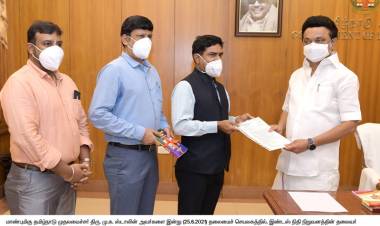 BVK தொழில் குழுமம் முதல்வர் பொது நிவாரண நிதிக்கு (ரூ. 25,00,000 /- ) காசோலை வழங்கியது .